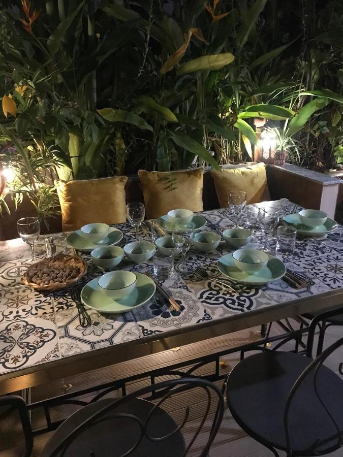Bed and Breakfast Chez Madame Binh Ханой Екстер'єр фото